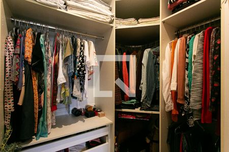 Apartamento à venda com 108m², 3 quartos e 2 vagasCloset da Suíte