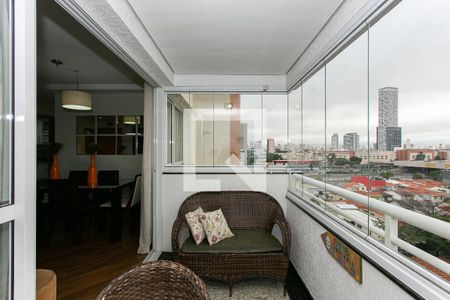Apartamento à venda com 108m², 3 quartos e 2 vagasVaranda