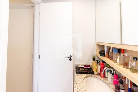 Apartamento para alugar com 69m², 2 quartos e 2 vagasBanheiro do Quarto 1 - Suite