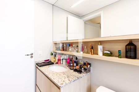 Apartamento para alugar com 69m², 2 quartos e 2 vagasBanheiro do Quarto 1 - Suite