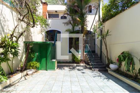 Área externa  de casa à venda com 4 quartos, 300m² em Jardim da Gloria, São Paulo
