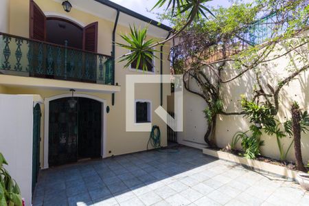 Área externa  de casa à venda com 4 quartos, 300m² em Jardim da Gloria, São Paulo