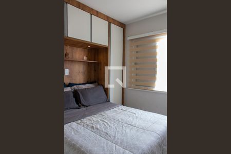 Apartamento à venda com 57m², 2 quartos e 1 vagaQUARTO 2