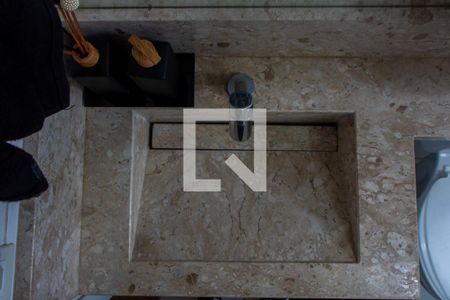 Apartamento à venda com 57m², 2 quartos e 1 vagaBANHEIRO