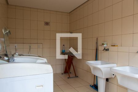 Apartamento à venda com 57m², 2 quartos e 1 vagaÁREA COMUM  -  LAVANDERIA