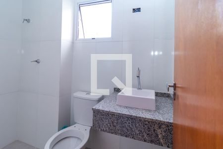 Banheiro de apartamento à venda com 1 quarto, 30m² em Vila Margarida, São Paulo