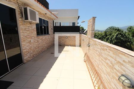 Casa de condomínio para alugar com 90m², 2 quartos e sem vagaTerraço