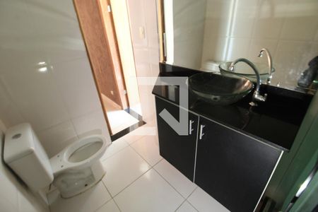 Casa de condomínio para alugar com 90m², 2 quartos e sem vagaBanheiro Social