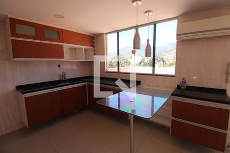 Casa de condomínio para alugar com 90m², 2 quartos e sem vagaCozinha