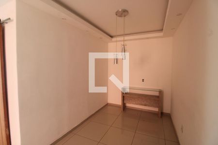 Sala de casa de condomínio para alugar com 2 quartos, 90m² em Piedade, Rio de Janeiro