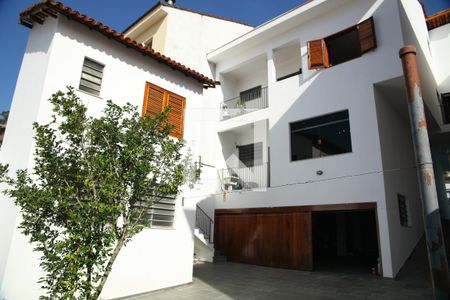 Casa à venda com 364m², 3 quartos e 7 vagasQuintal