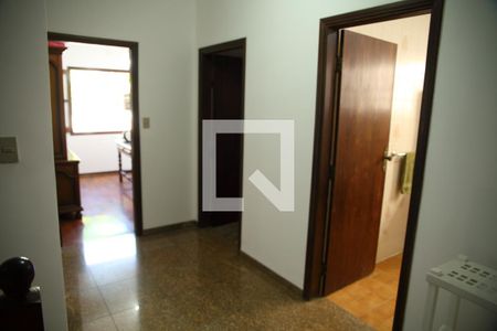 Casa à venda com 364m², 3 quartos e 7 vagasHall dos Quartos 