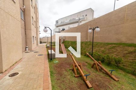 Apartamento para alugar com 34m², 2 quartos e sem vagaÁrea comum - Playground