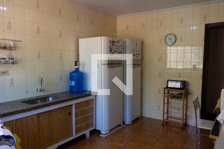 Casa à venda com 269m², 4 quartos e 4 vagasCozinha