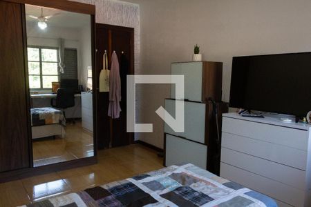 Casa à venda com 269m², 4 quartos e 4 vagasQuarto 2