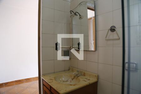 Casa para alugar com 119m², 2 quartos e 2 vagasBanheiro da Suíte