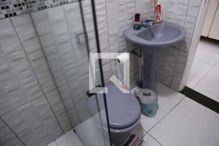 Casa para alugar com 119m², 2 quartos e 2 vagasBanheiro Social