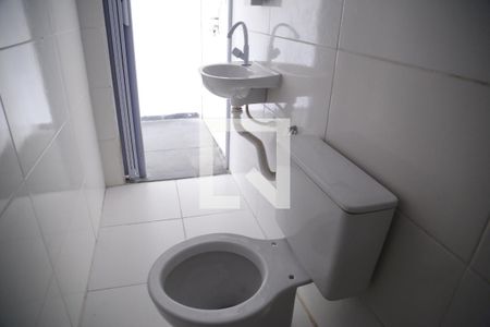 Banheiro de apartamento para alugar com 1 quarto, 30m² em Vila Pereira Barreto, São Paulo
