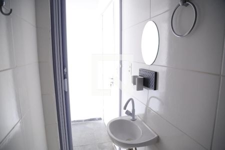Banheiro de apartamento para alugar com 1 quarto, 30m² em Vila Pereira Barreto, São Paulo