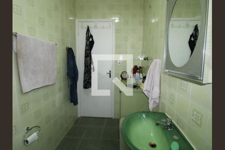 Casa à venda com 150m², 3 quartos e 2 vagasBanheiro da Suíte