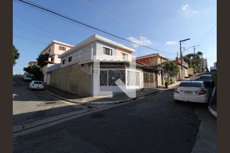 Casa à venda com 150m², 3 quartos e 2 vagasVista da Rua