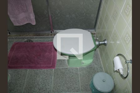 Casa à venda com 150m², 3 quartos e 2 vagasBanheiro da Suíte