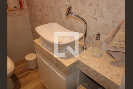 Casa à venda com 150m², 3 quartos e 2 vagasLavabo