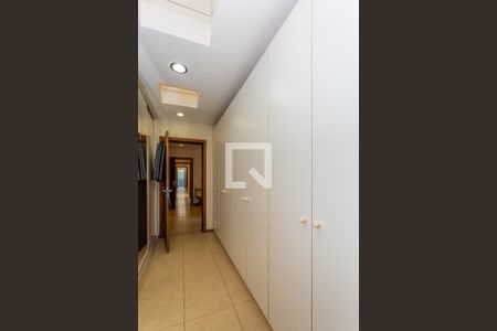 Casa para alugar com 340m², 3 quartos e 4 vagasSuíte 3 Master - Closet
