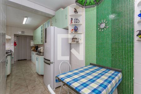 Casa para alugar com 340m², 3 quartos e 4 vagasCozinha