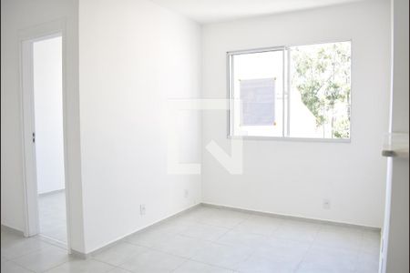 Sala de apartamento para alugar com 2 quartos, 45m² em Campo Grande, Rio de Janeiro