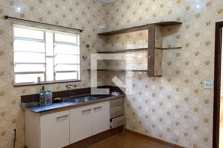 Casa para alugar com 130m², 3 quartos e 2 vagas Casa para alugar com 130m², 3 quartos e 2 vagasCozinha