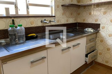 Casa para alugar com 130m², 3 quartos e 2 vagas Casa para alugar com 130m², 3 quartos e 2 vagasCozinha
