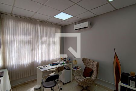 Casa à venda com 150m², 4 quartos e 3 vagasquarto 3 suite