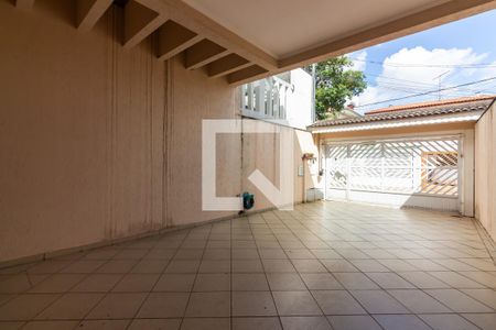 Casa à venda com 220m², 3 quartos e 4 vagasGaragem