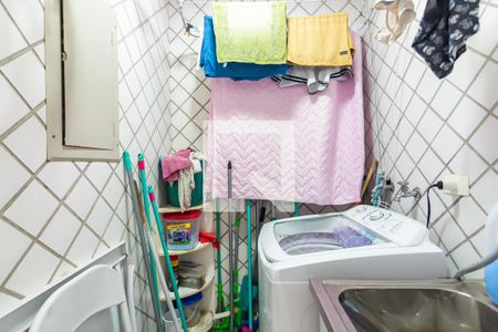 Casa à venda com 220m², 3 quartos e 4 vagasÁrea de Serviço