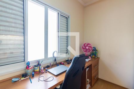 Casa à venda com 220m², 3 quartos e 4 vagasEscritório