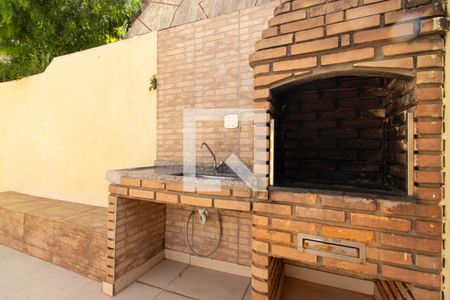 Apartamento para alugar com 72m², 3 quartos e 1 vaga Apartamento para alugar com 72m², 3 quartos e 1 vagaÁrea comum - Churrasqueira e Playground