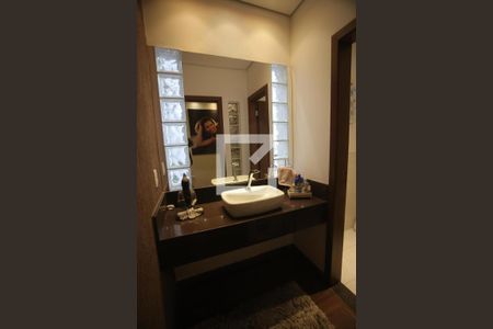 Apartamento para alugar com 340m², 5 quartos e 5 vagasLavabo