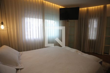 Apartamento para alugar com 340m², 5 quartos e 5 vagassuite