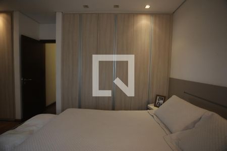 Apartamento para alugar com 340m², 5 quartos e 5 vagassuite