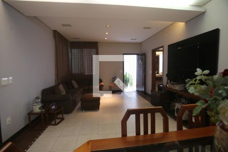 Sala de apartamento para alugar com 5 quartos, 340m² em Barreiro, Belo Horizonte