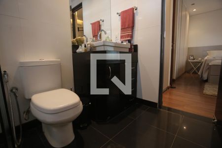 Apartamento para alugar com 340m², 5 quartos e 5 vagasBanheiro da Suíte