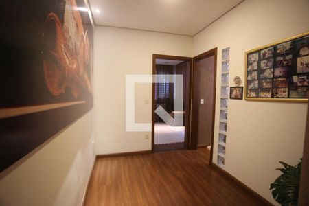 Apartamento para alugar com 340m², 5 quartos e 5 vagasCorredor