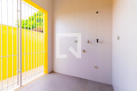 Casa à venda com 120m², 3 quartos e 3 vagas Casa à venda com 120m², 3 quartos e 3 vagasÁrea de Serviço