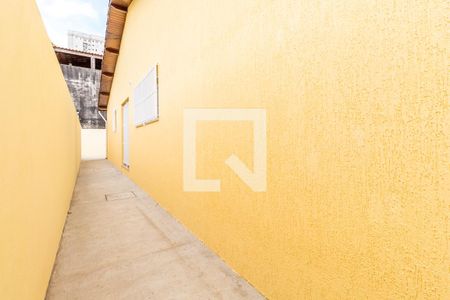 Casa à venda com 120m², 3 quartos e 3 vagas Casa à venda com 120m², 3 quartos e 3 vagasCorredor