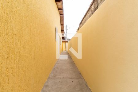 Casa à venda com 120m², 3 quartos e 3 vagas Casa à venda com 120m², 3 quartos e 3 vagasCorredor