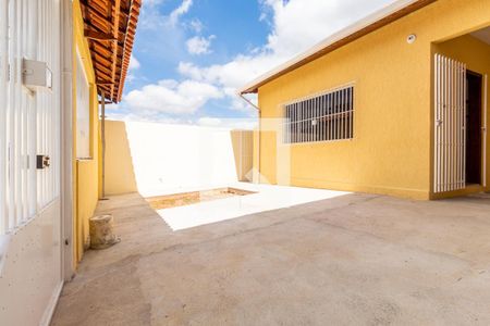 Casa à venda com 120m², 3 quartos e 3 vagas Casa à venda com 120m², 3 quartos e 3 vagasGaragem