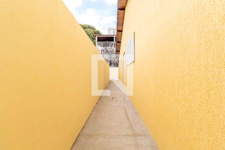 Casa à venda com 120m², 3 quartos e 3 vagas Casa à venda com 120m², 3 quartos e 3 vagasCorredor