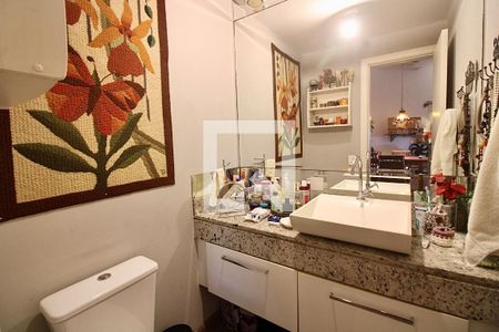 Lavabo de apartamento à venda com 1 quarto, 77m² em Barra da Tijuca, Rio de Janeiro