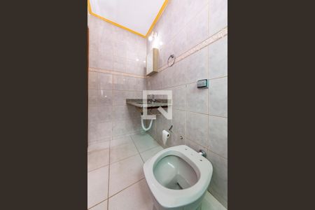 Apartamento para alugar com 95m², 3 quartos e 1 vaga Apartamento para alugar com 95m², 3 quartos e 1 vagaBanheiro da Suíte